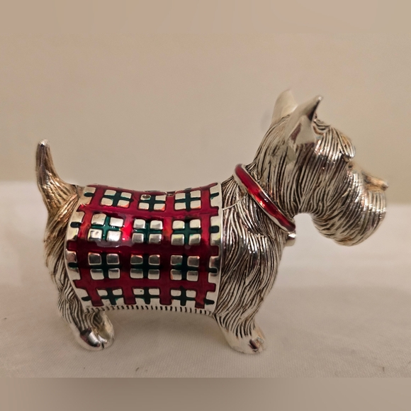 Jeffery Banks Silver Scottie Salt & Pepper Shakers with Red & Green Plaid Coats - Picture 3 of 7
